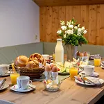 Wiesenhäusl *